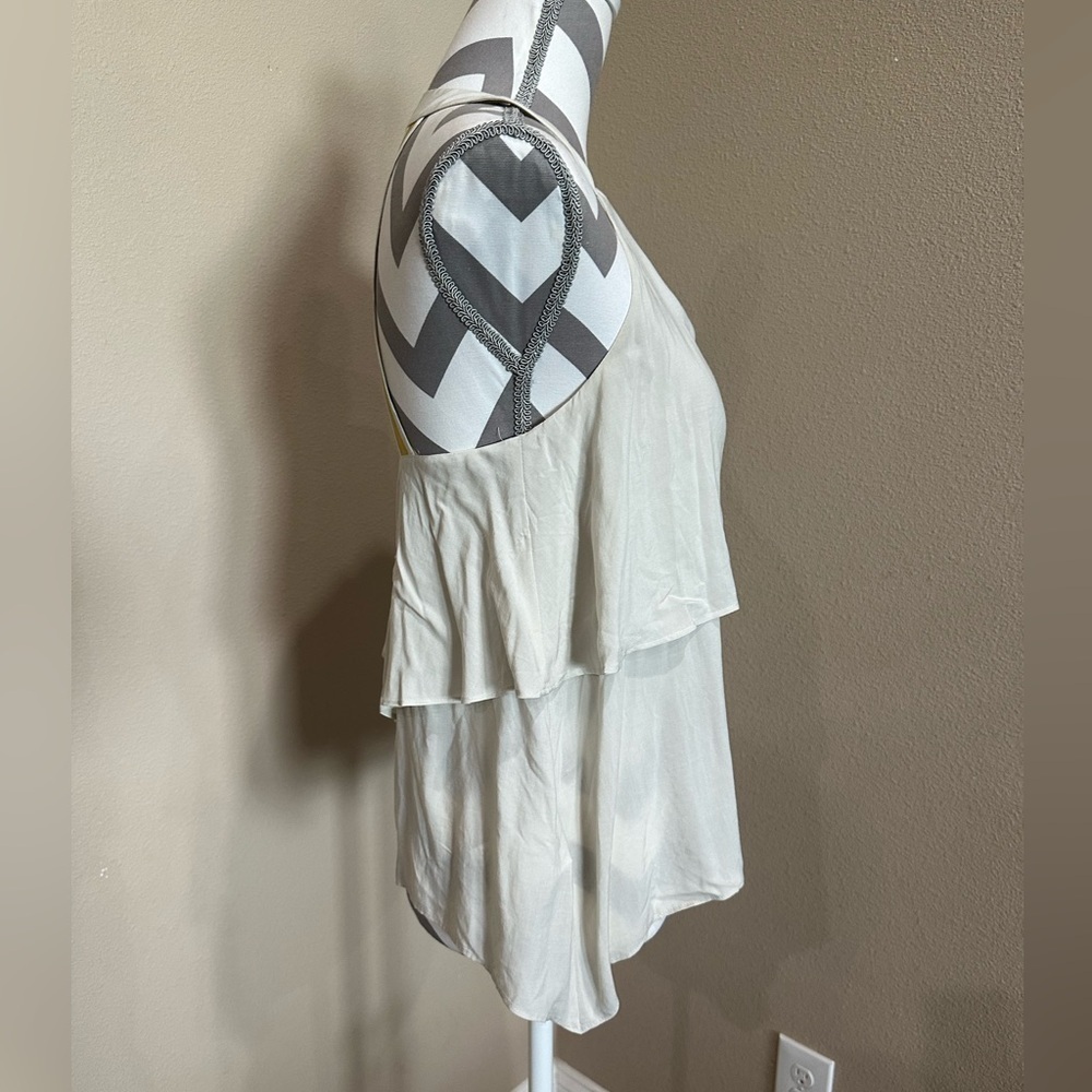 BCBGeneration ruffle/layered top, EUC! - image 2